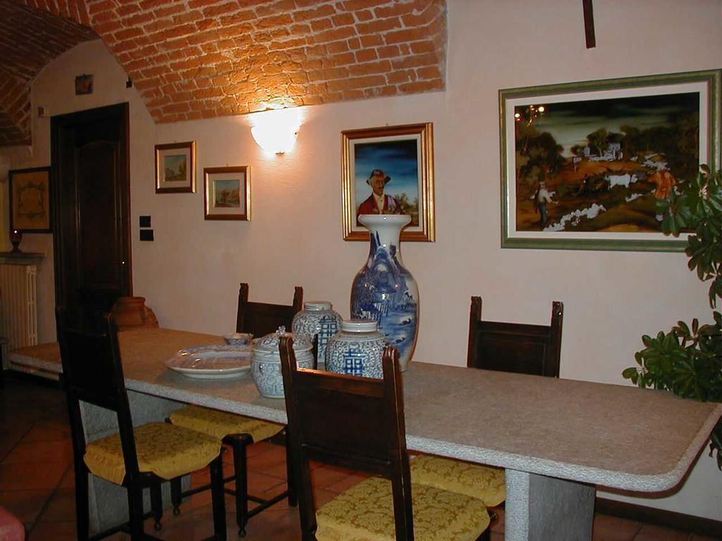 Torre Dei Frati Bed & Breakfast Fossano Exterior photo