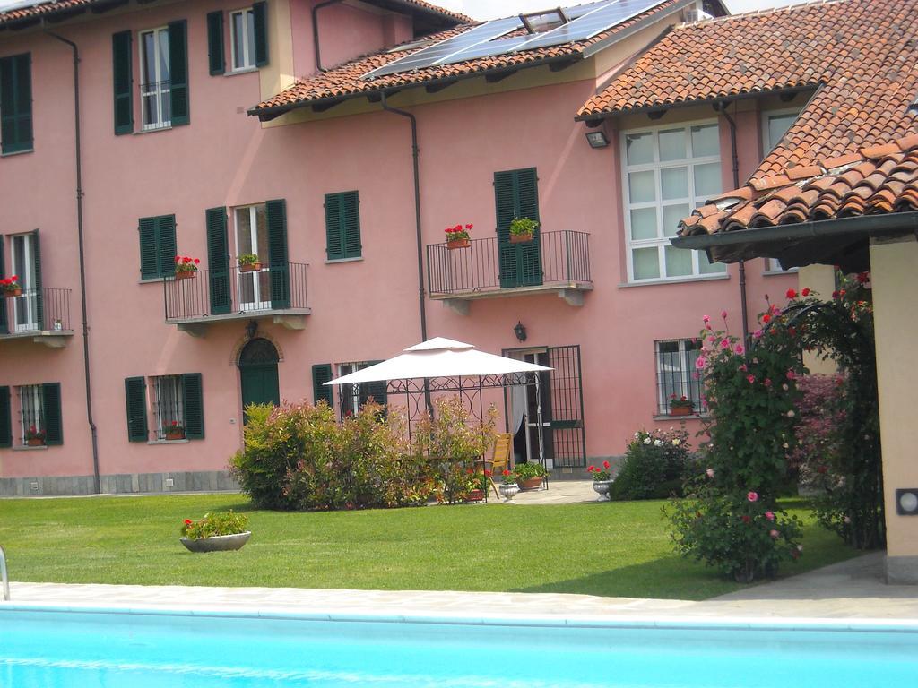 Torre Dei Frati Bed & Breakfast Fossano Exterior photo