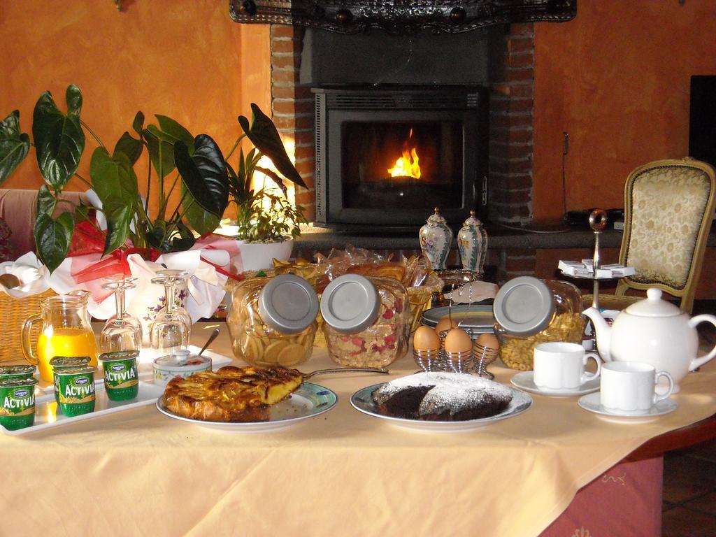 Torre Dei Frati Bed & Breakfast Fossano Exterior photo