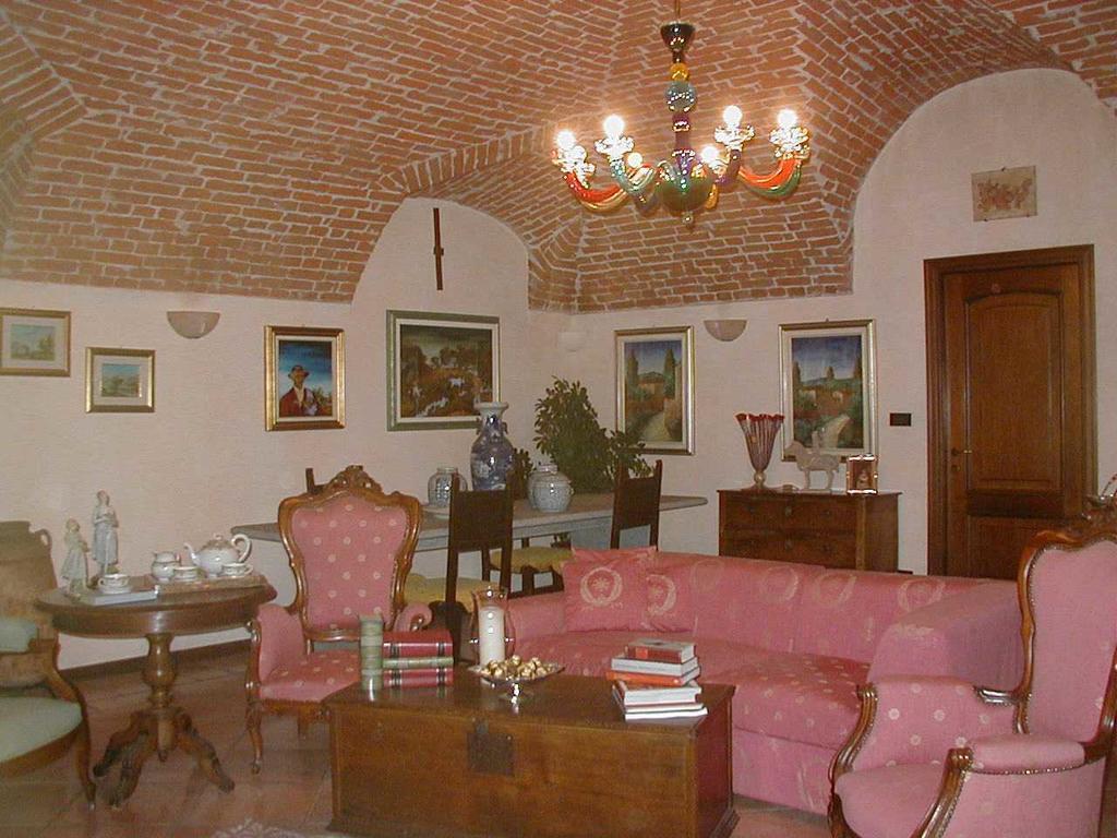 Torre Dei Frati Bed & Breakfast Fossano Exterior photo